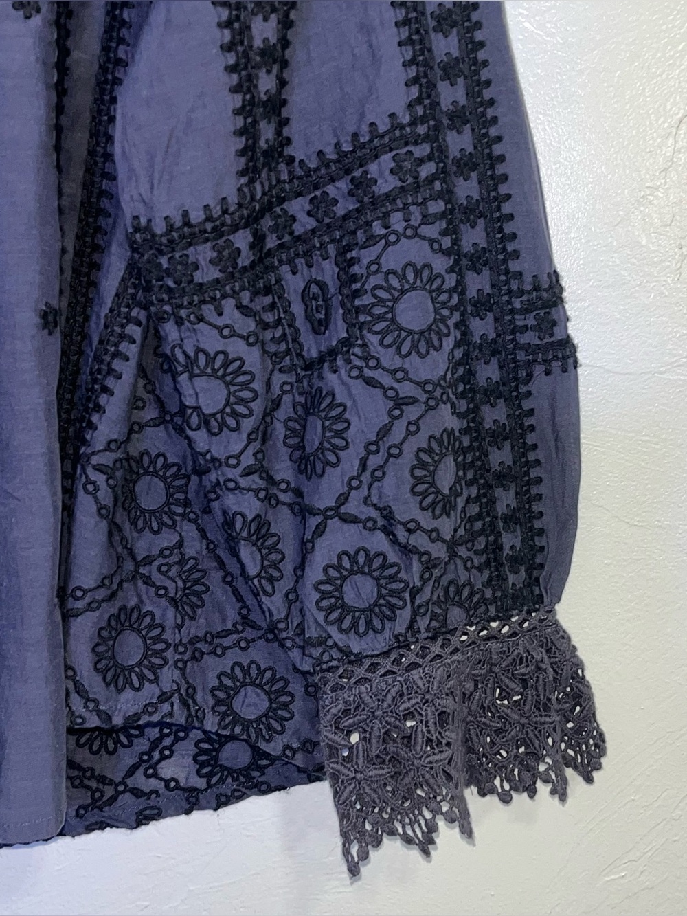 Sundance Corrine Romance Embroidered Blouse Caviar Gray Boho Lace Cuff Top - Picture 3 of 9